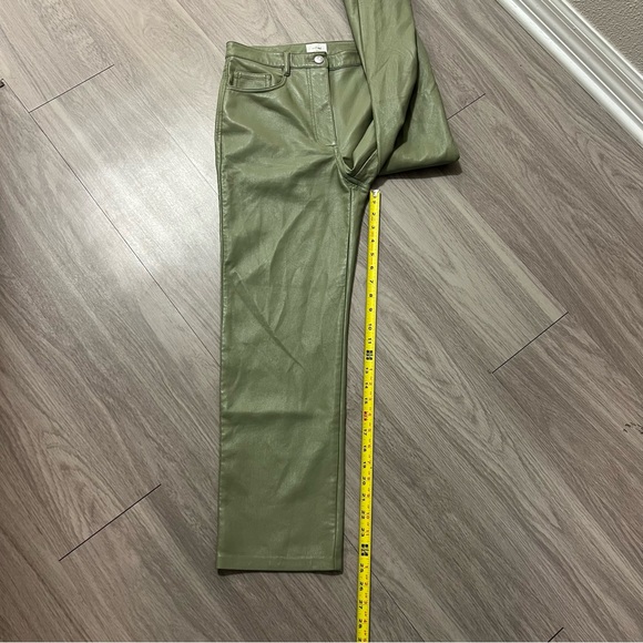 Aritzia, Wilfred, Bitter‎ Sage Melina Pant, Faux Leather, Green | Women’s 6 - Picture 7 of 10